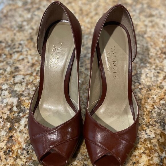 D'Orsay Peep Toe Pump - Picture 4 of 5